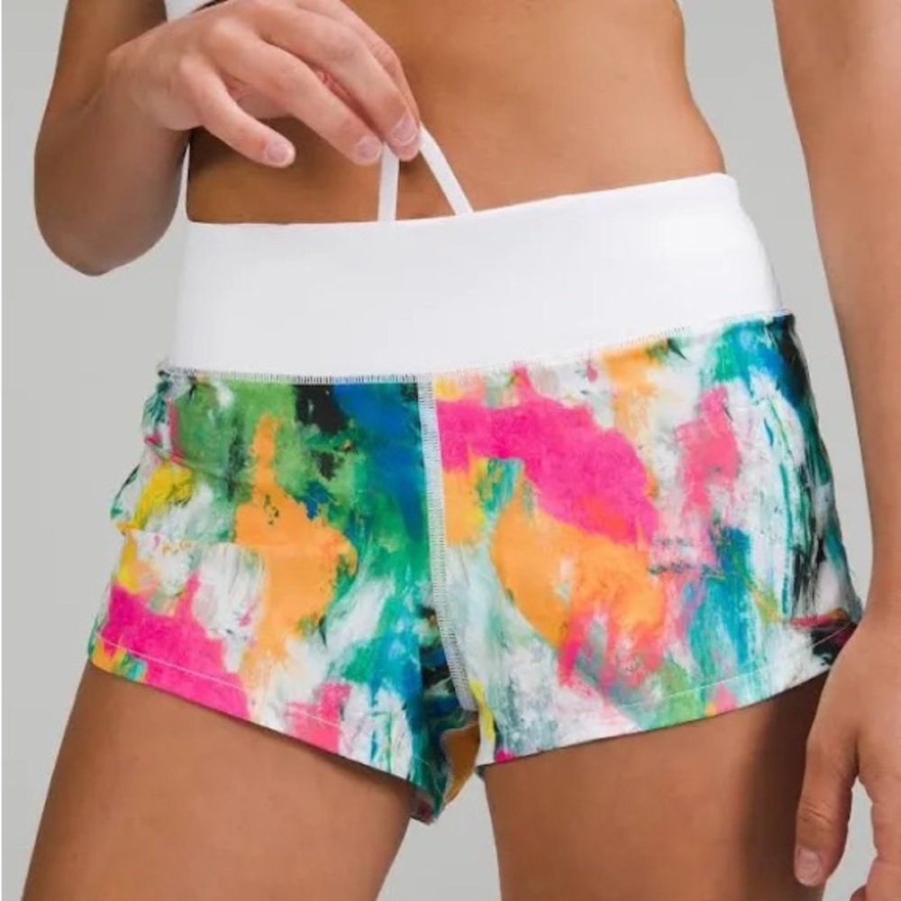 lululemon low rise no limits white multi color speed ups 2.5” size 4!!